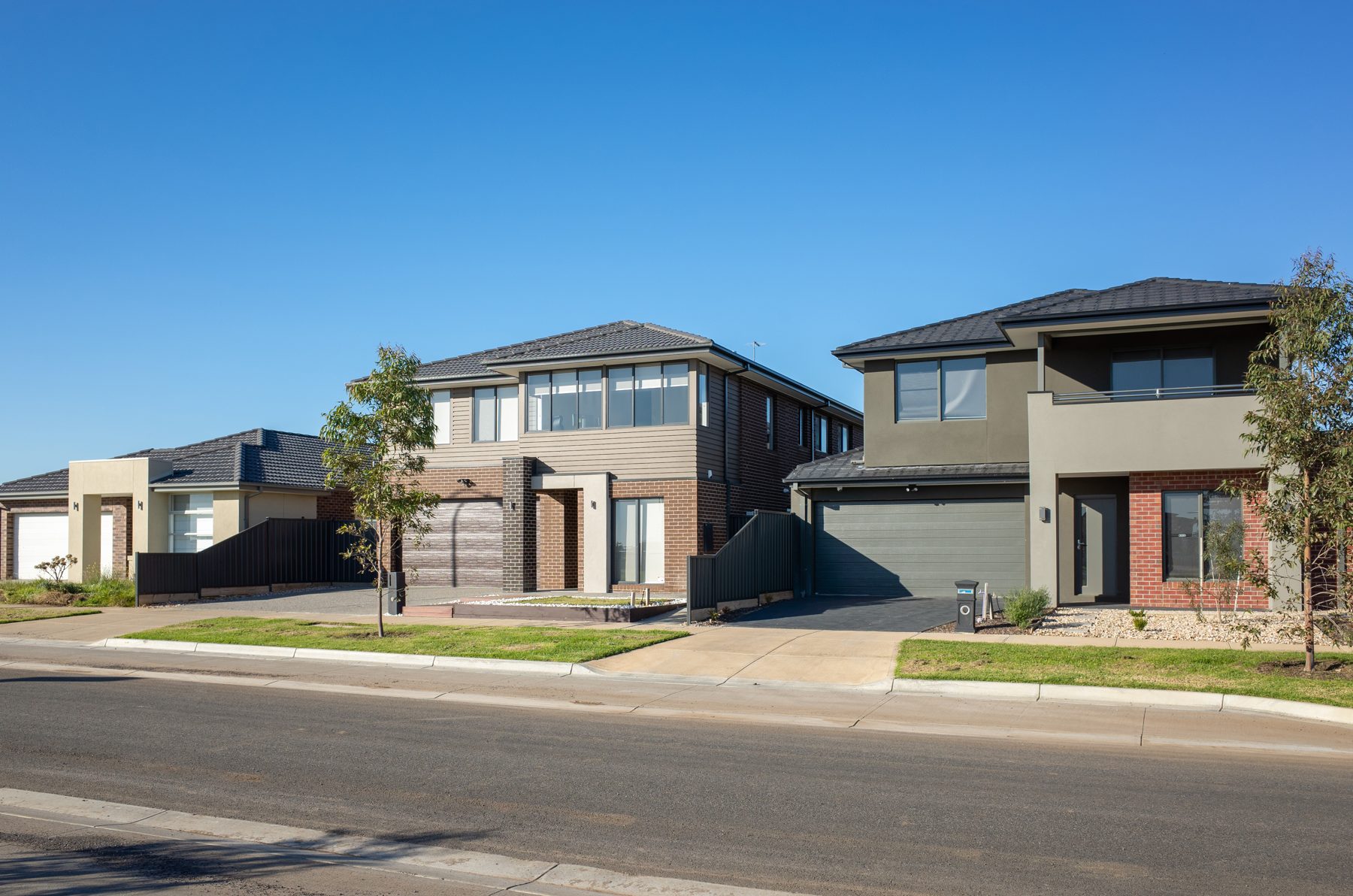 New residential houses in a Melbourne suburb